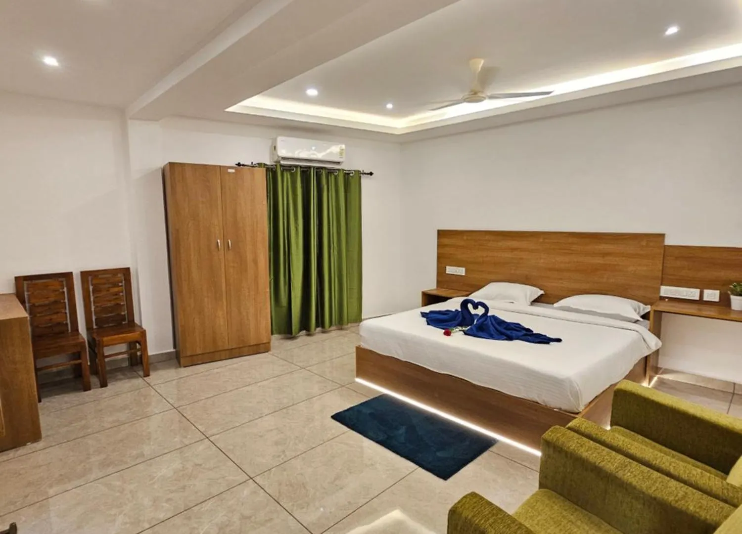 Rolax Tourist Home Thekkady