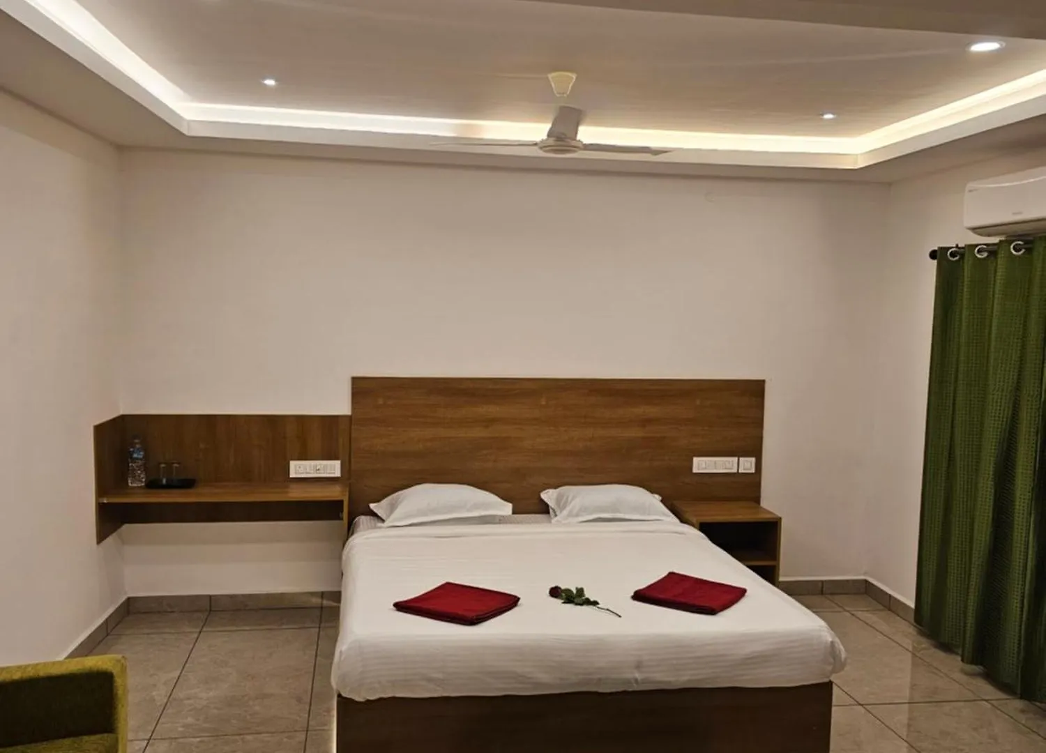 Rolax Tourist Home Thekkady Hotel